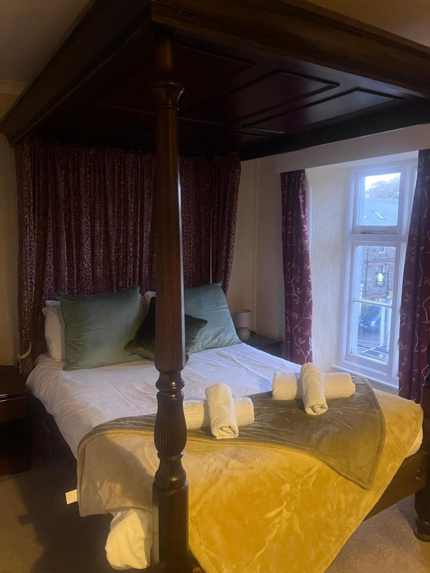 The Crown Hotel Lynton Kültér fotó